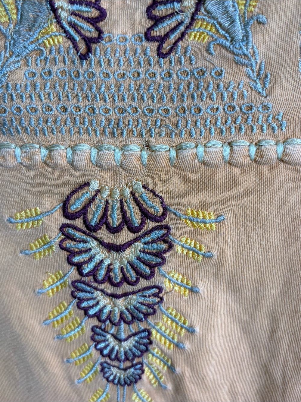 Sundance Sz M Paisley Embroidered Cotton Knit T-Shirt Short Sleeve Boho Festival - Picture 2 of 9